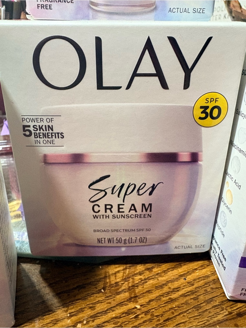 OLAY Super Serum in Rose-Pink Bottle - Picture 3 of 5
